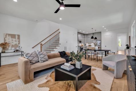 2130b Whitney Avenue Nashville TN 37210