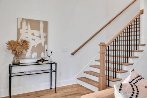 2130b Whitney Avenue Nashville TN 37210