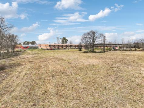 1208 Nashville Highway Columbia TN 38401