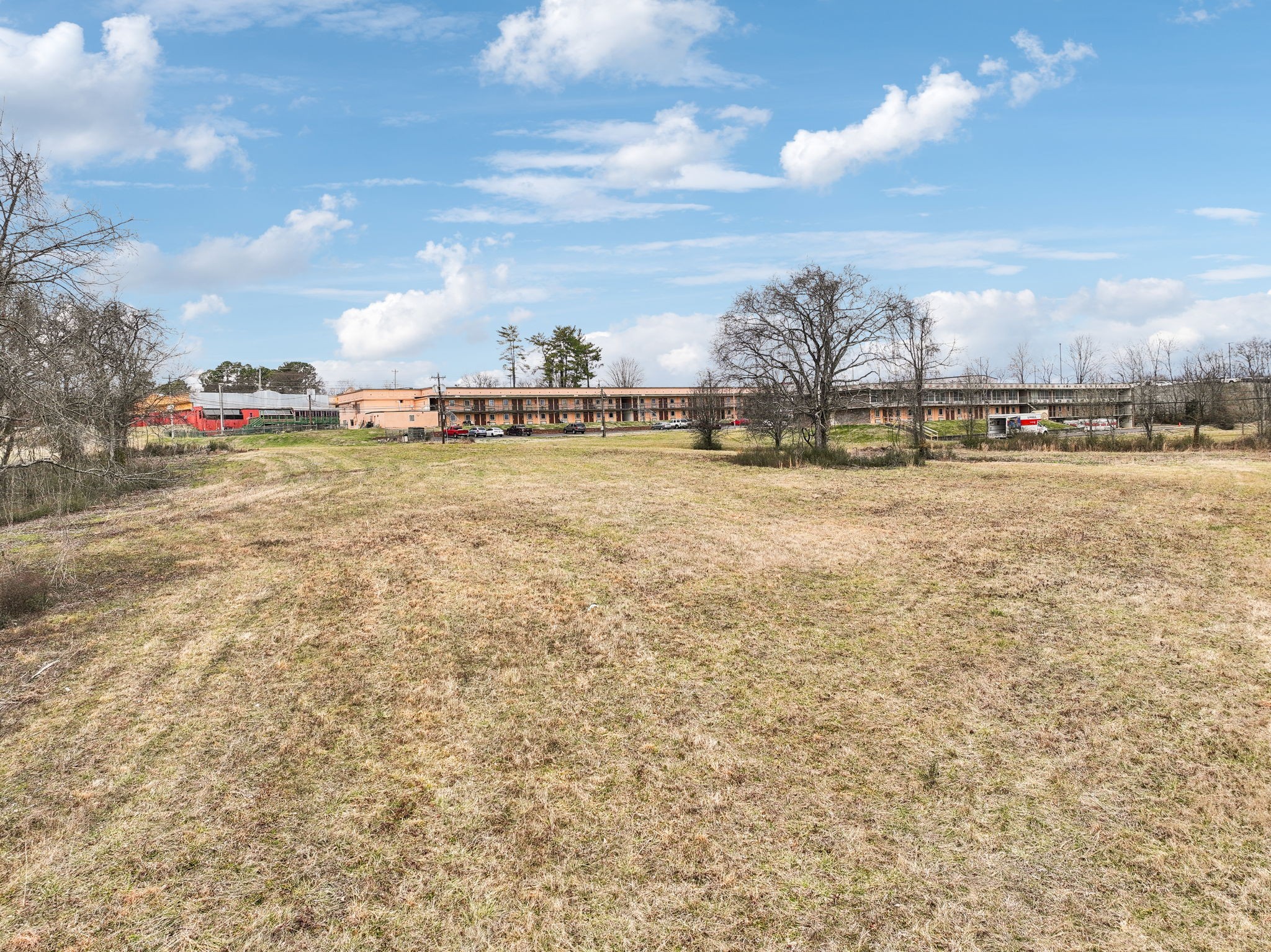 1208 Nashville Highway Columbia TN 38401