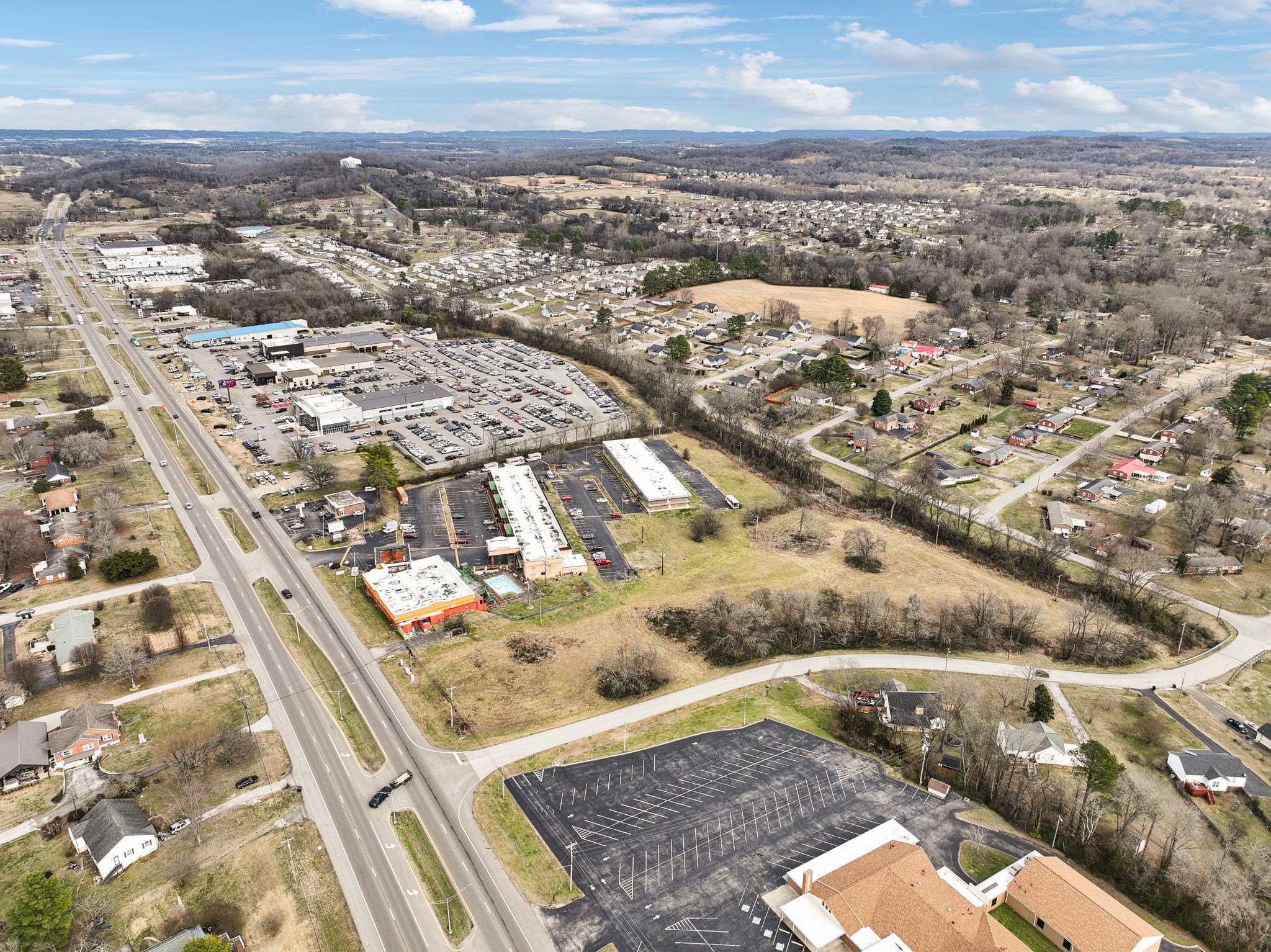 1208 Nashville Highway Columbia TN 38401