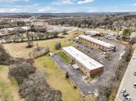 1208 Nashville Highway Columbia TN 38401