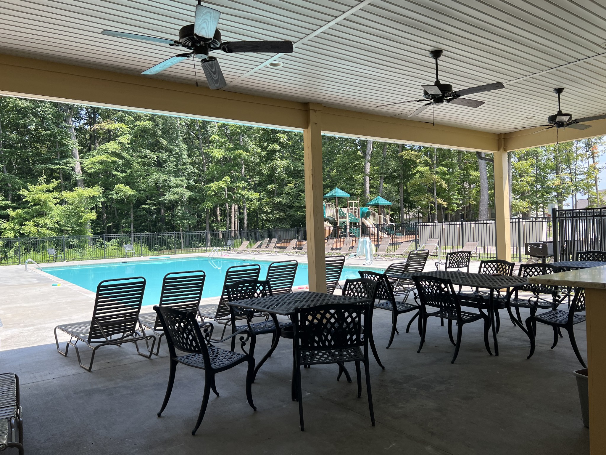 557 Bowden Drive Clarksville TN 37043
