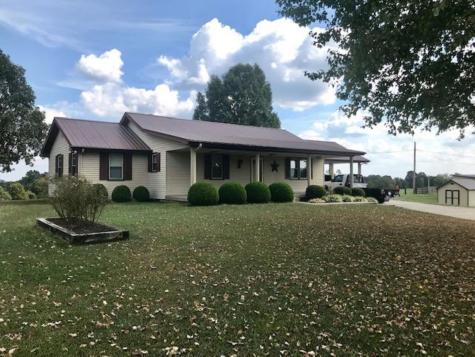 3460 Slayden Marion Road Cumberland Furnace TN 37051