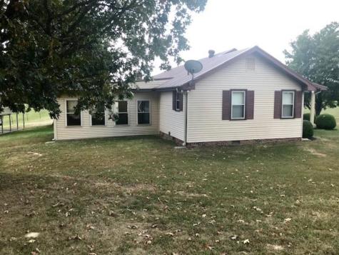3460 Slayden Marion Road Cumberland Furnace TN 37051