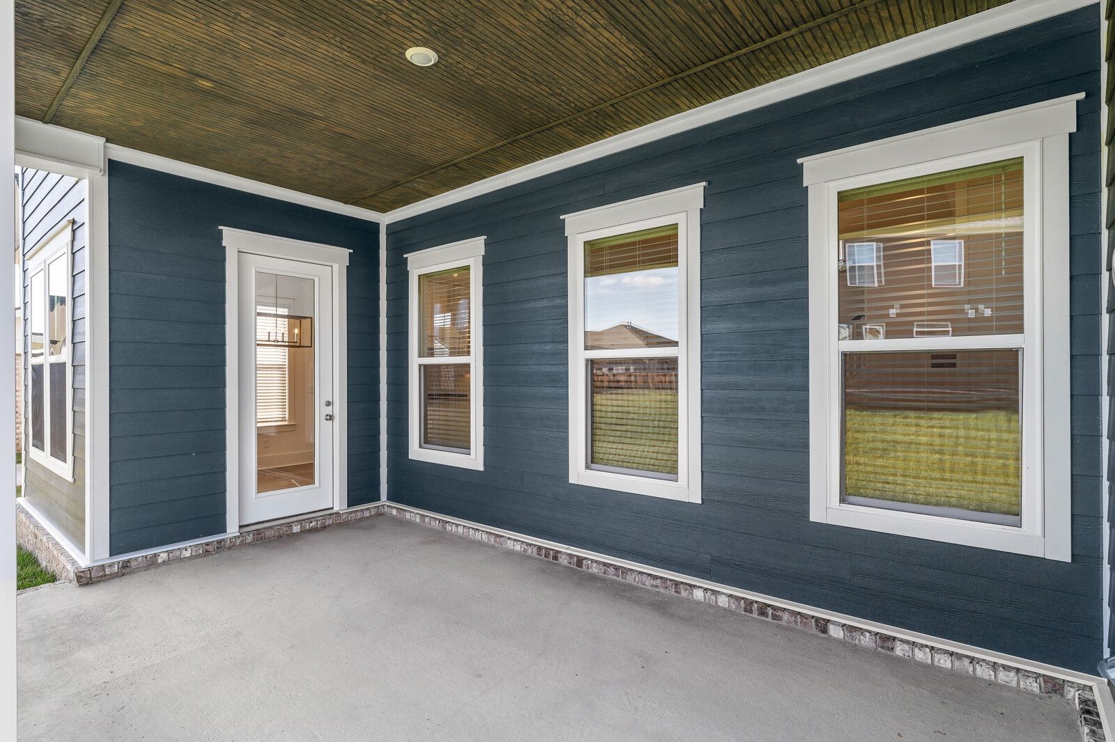 1988 Ellsworth Lane Arrington TN 37014
