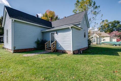 112 High Street Portland TN 37148