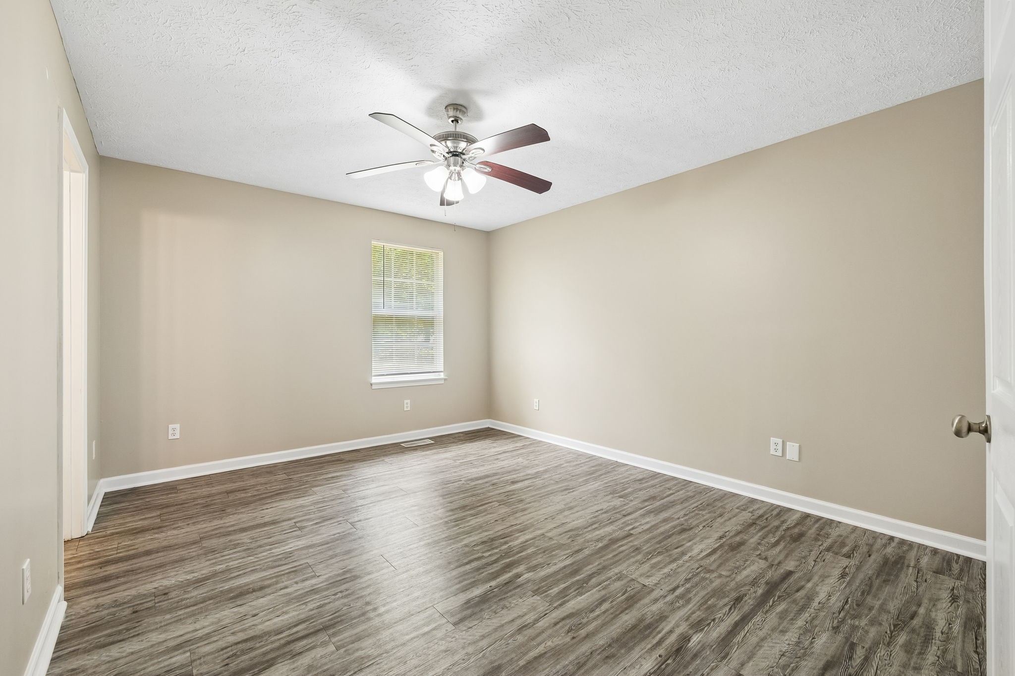 511 Hayes Street Springfield TN 37172