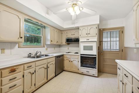 628 Topeka Drive Hermitage TN 37076