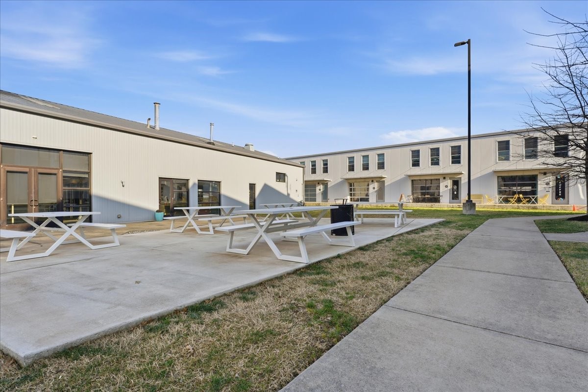 400 Herron Drive Nashville TN 37210