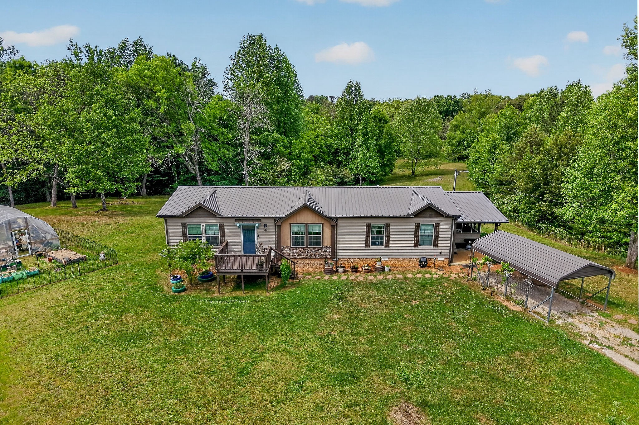 160 Apple Blossom Lane Rock Island TN 38581