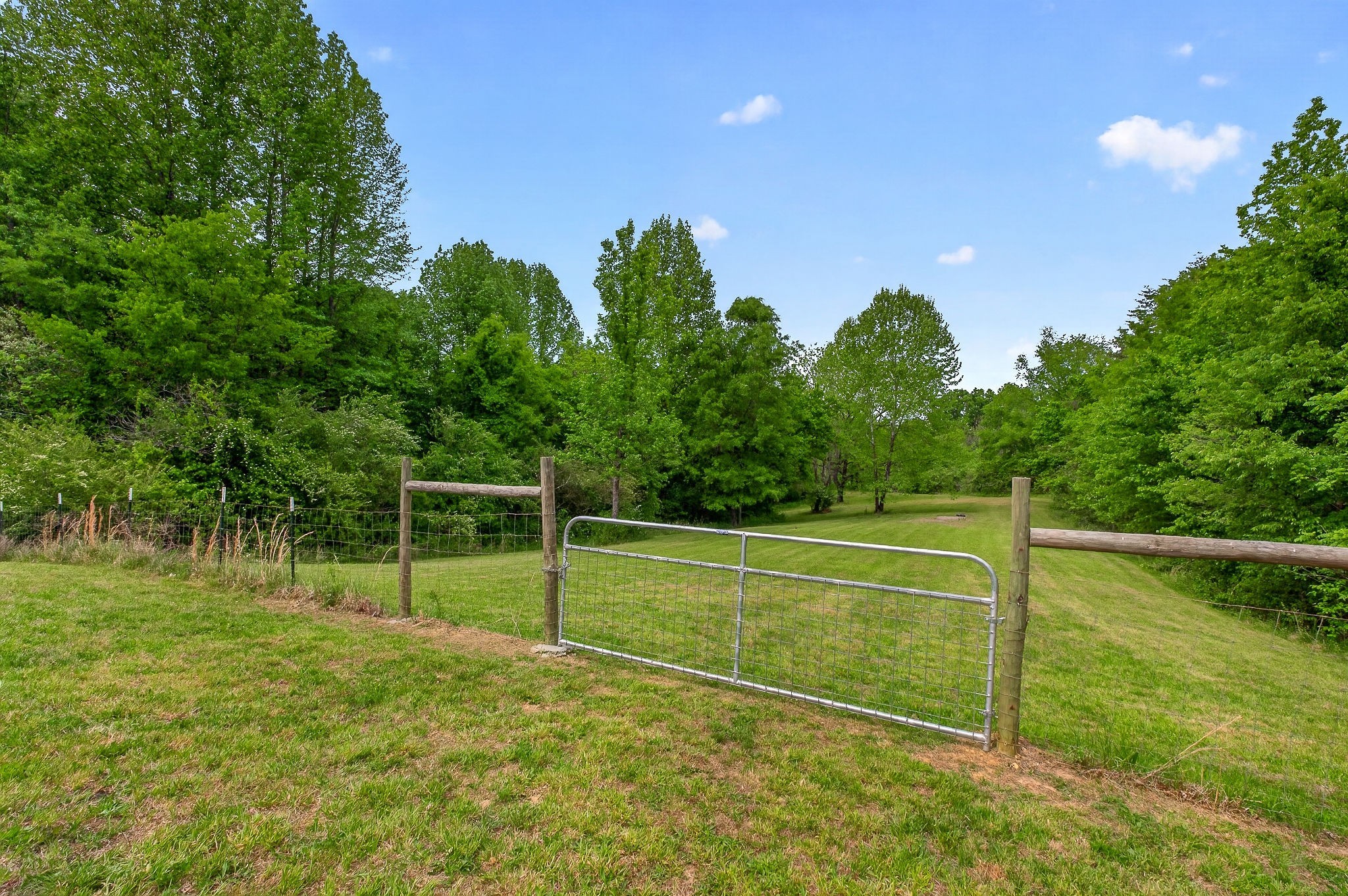 160 Apple Blossom Lane Rock Island TN 38581