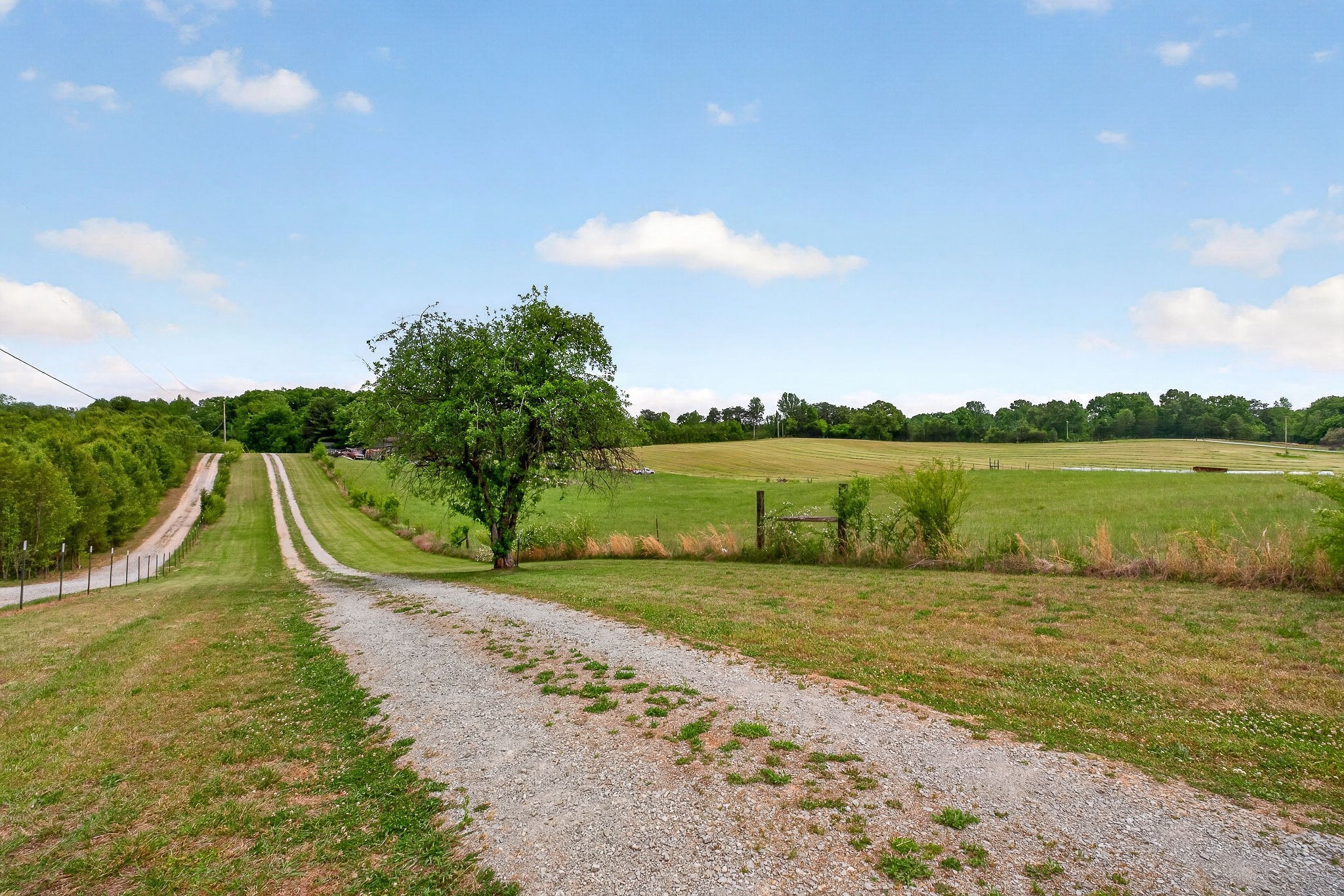 160 Apple Blossom Lane Rock Island TN 38581