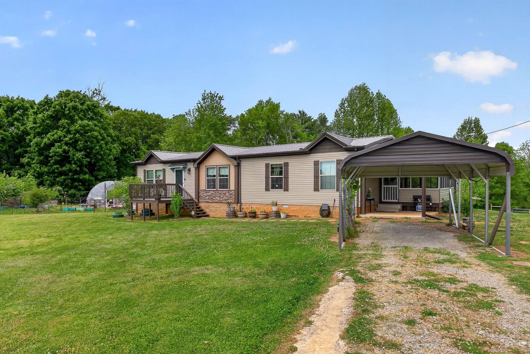 160 Apple Blossom Lane Rock Island TN 38581