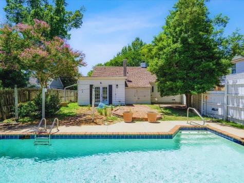816 Charles Place Memphis TN 38112