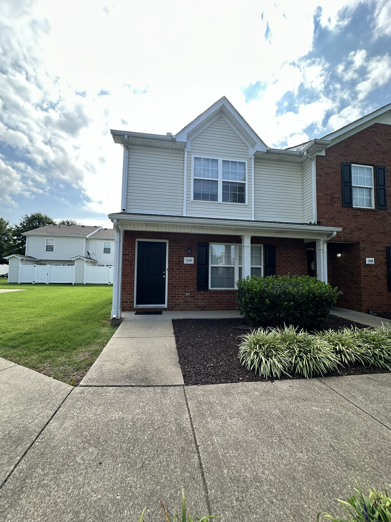 1040 Shaman Crossing Murfreesboro TN 37128