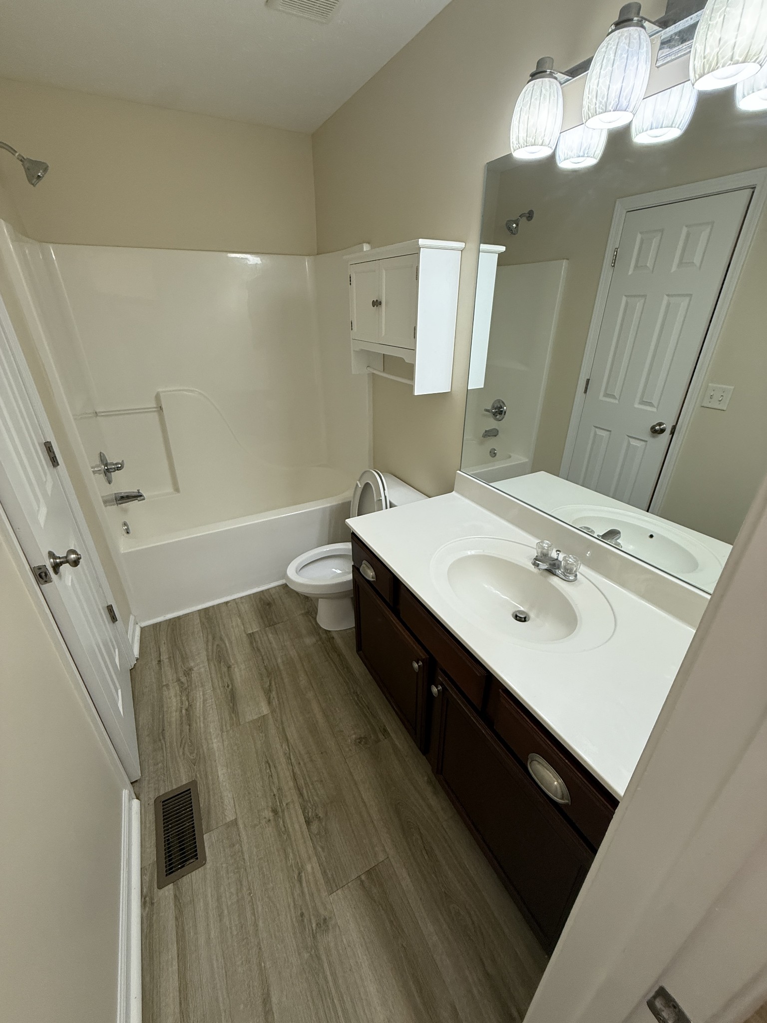 1040 Shaman Crossing Murfreesboro TN 37128