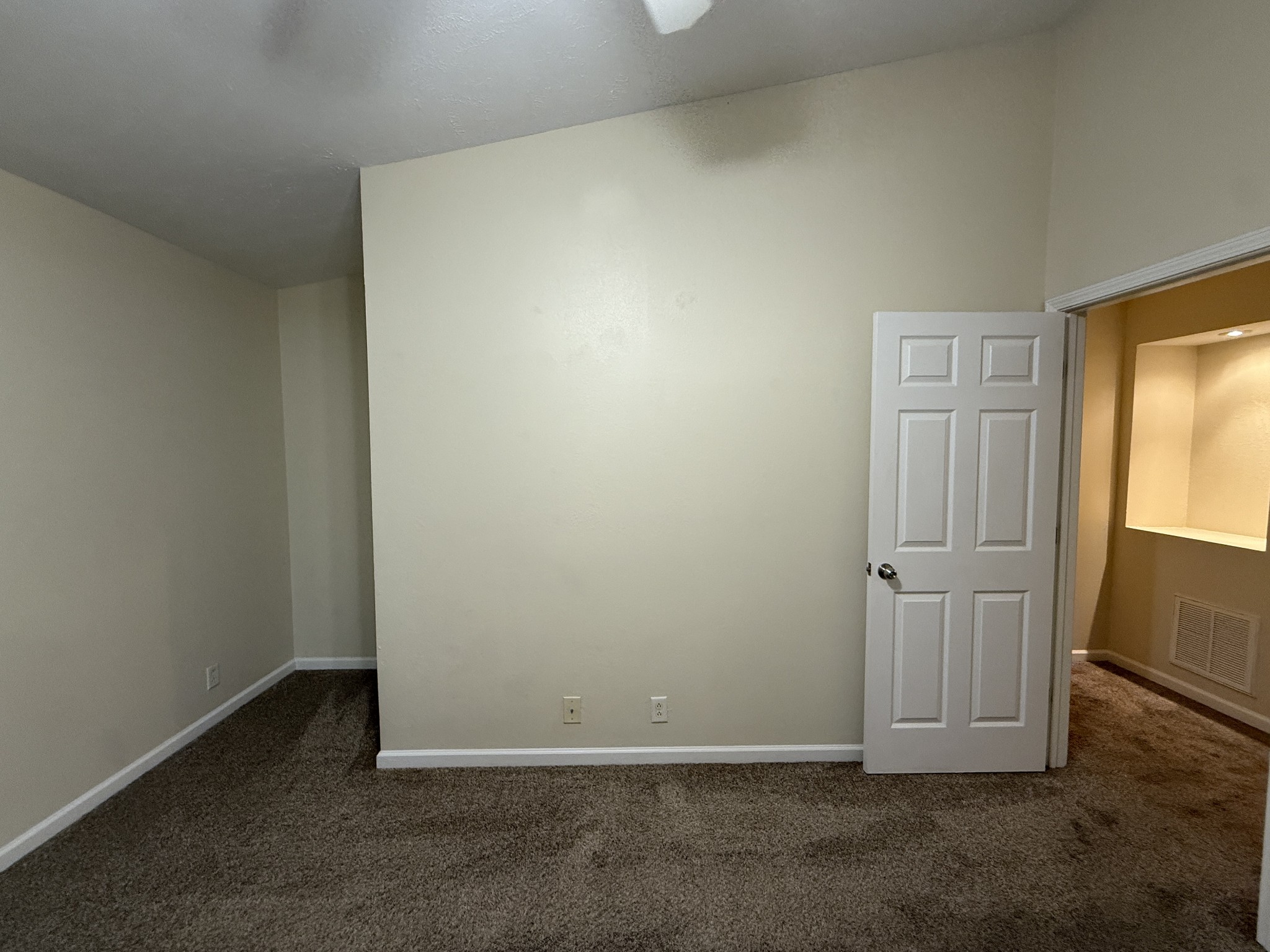 1040 Shaman Crossing Murfreesboro TN 37128