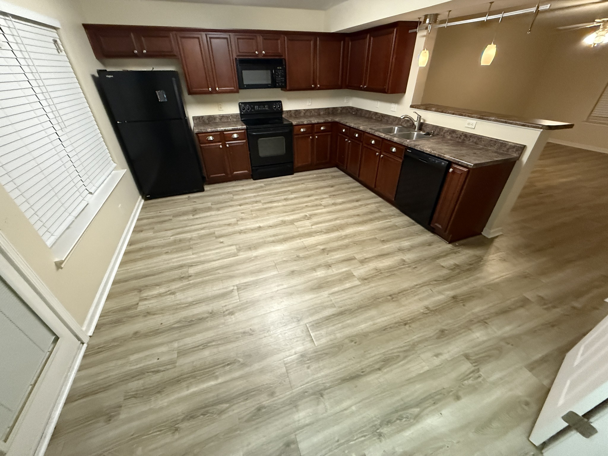 1040 Shaman Crossing Murfreesboro TN 37128