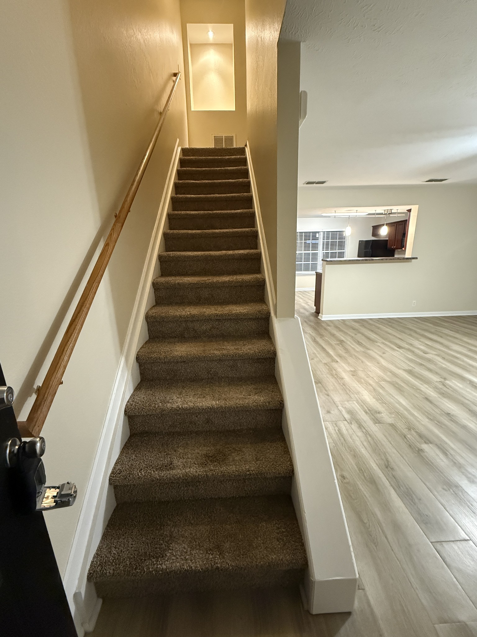 1040 Shaman Crossing Murfreesboro TN 37128
