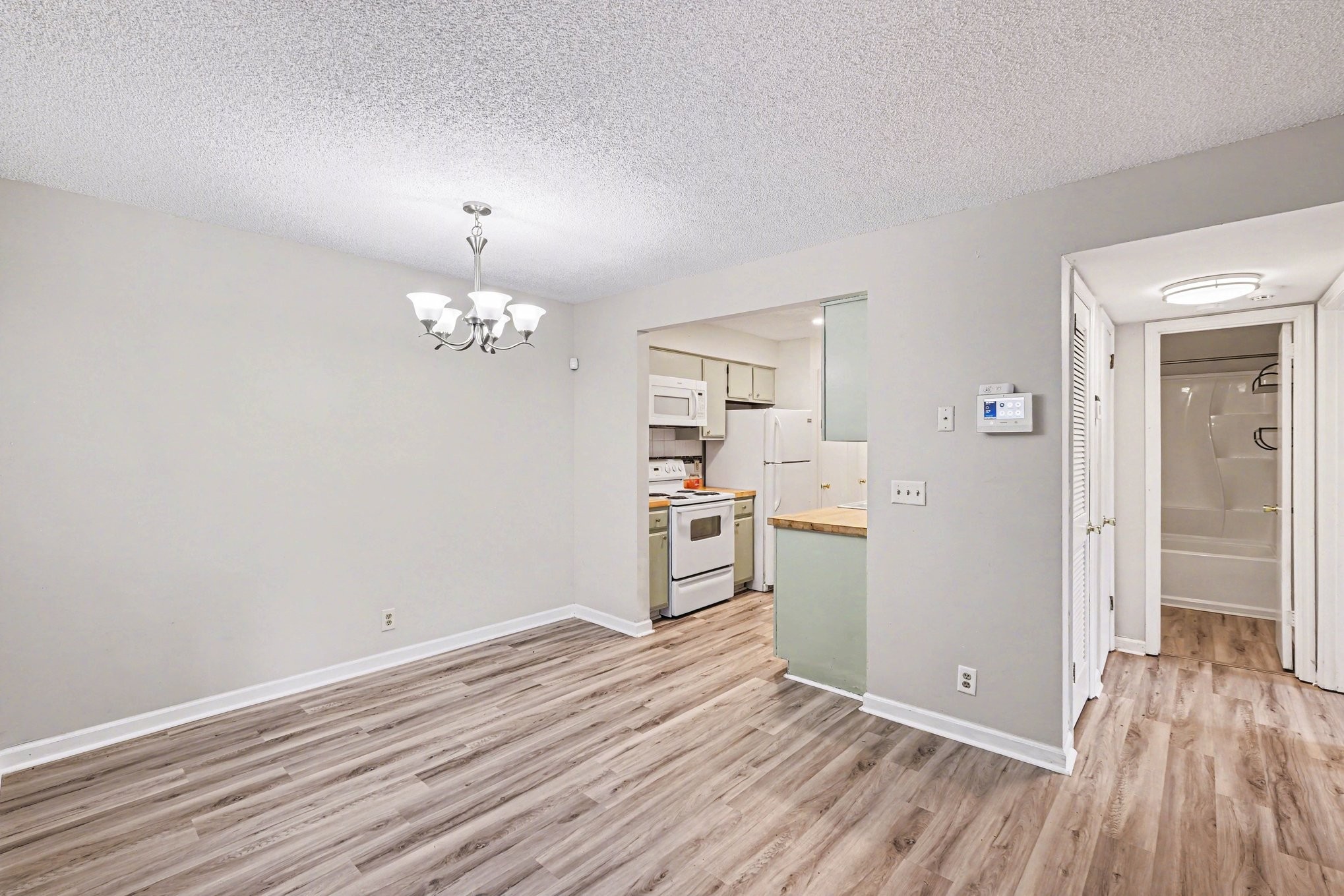 127 Brooke Castle Hermitage TN 37076