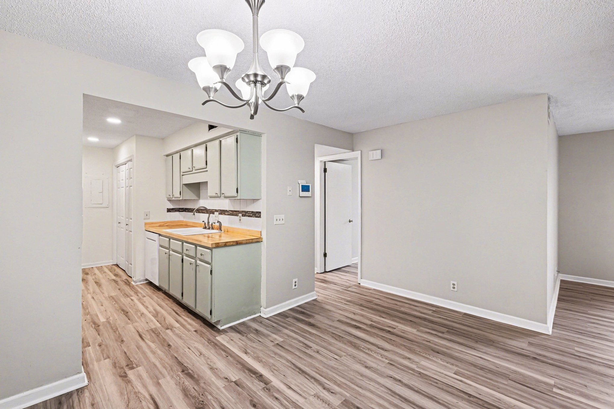 127 Brooke Castle Hermitage TN 37076