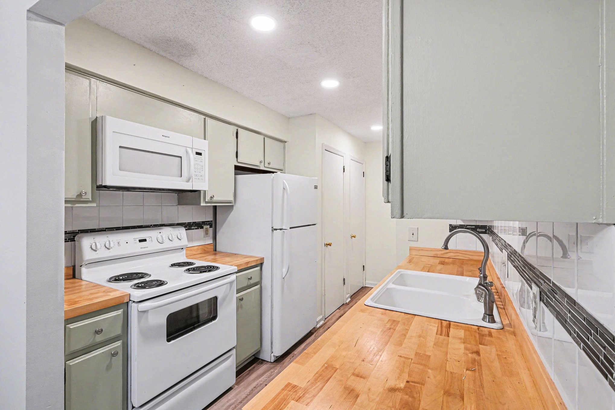 127 Brooke Castle Hermitage TN 37076