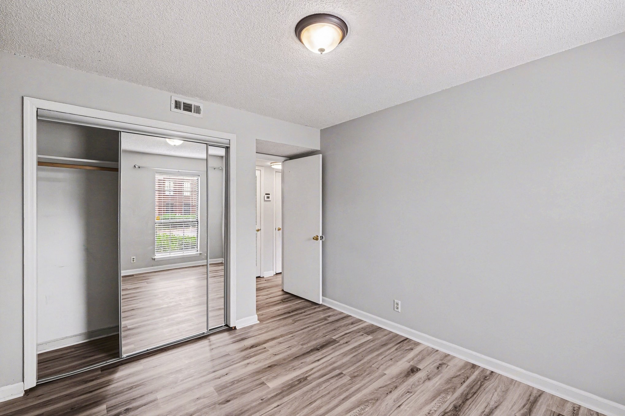 127 Brooke Castle Hermitage TN 37076