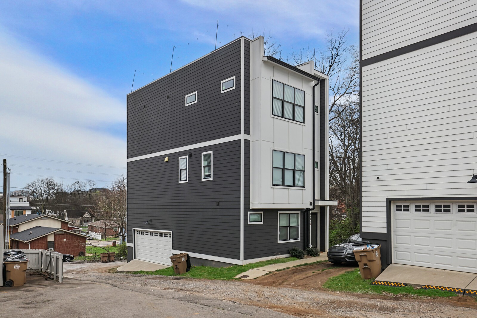 1813B Hermosa Street Nashville TN 37208