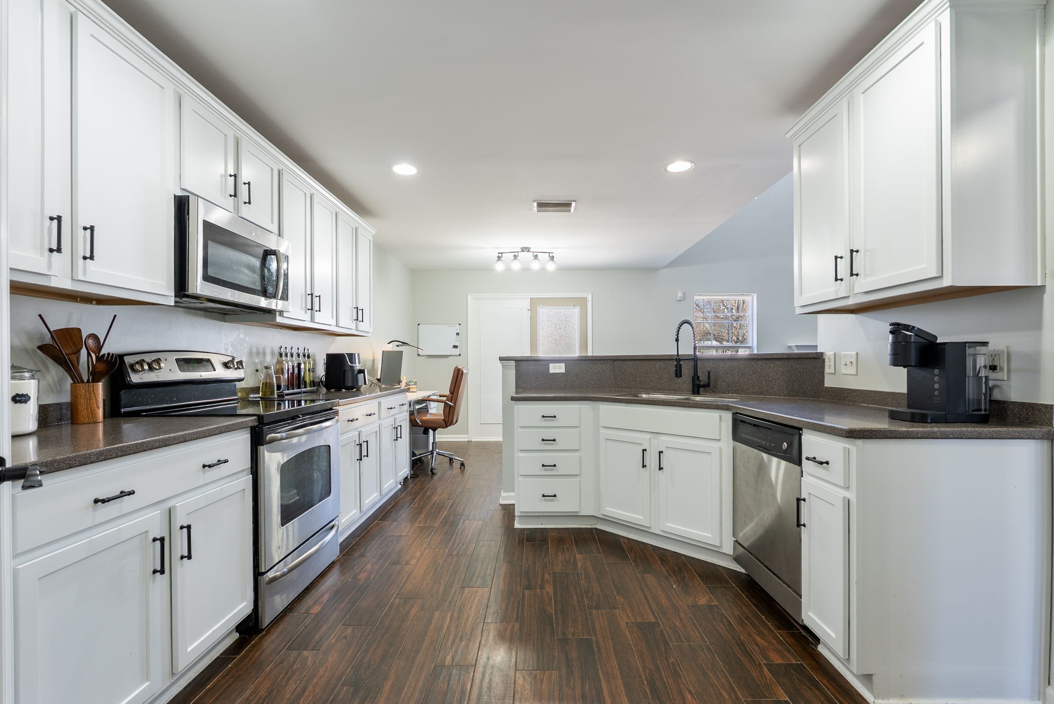 5037 Saint Ives Drive Murfreesboro TN 37128