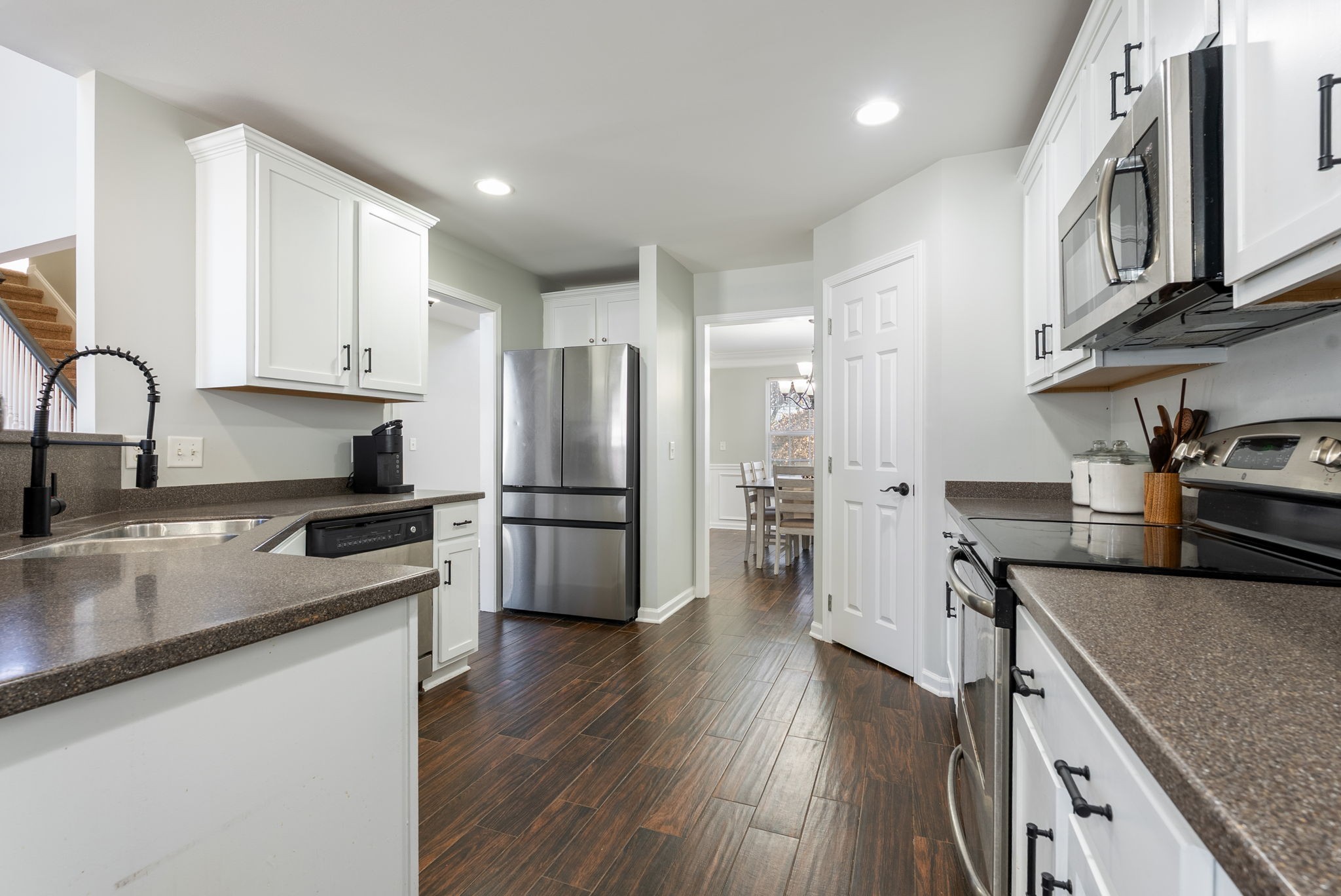 5037 Saint Ives Drive Murfreesboro TN 37128