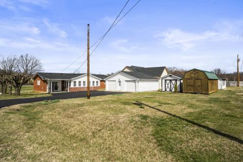 1700 Ellington Drive Lafayette TN 37083