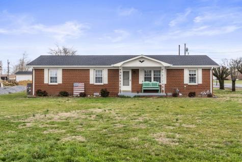 1700 Ellington Drive Lafayette TN 37083
