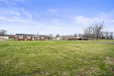 1700 Ellington Drive Lafayette TN 37083