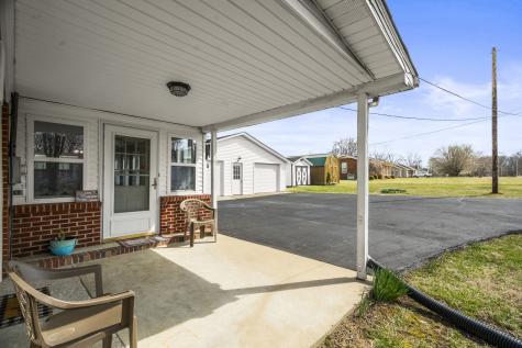 1700 Ellington Drive Lafayette TN 37083
