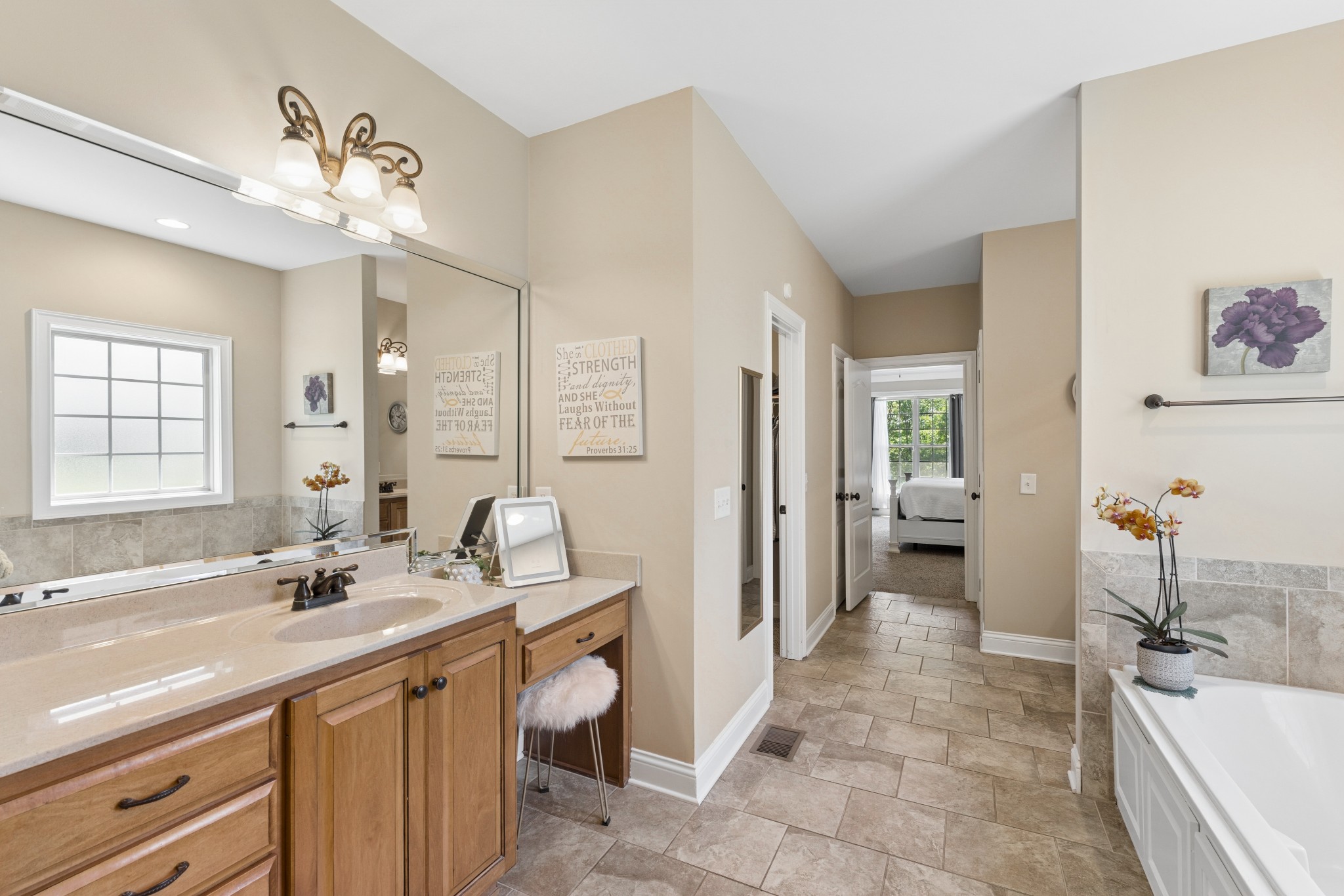1038 Briarwood Drive Cottontown TN 37048