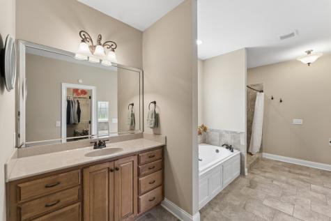1038 Briarwood Drive Cottontown TN 37048