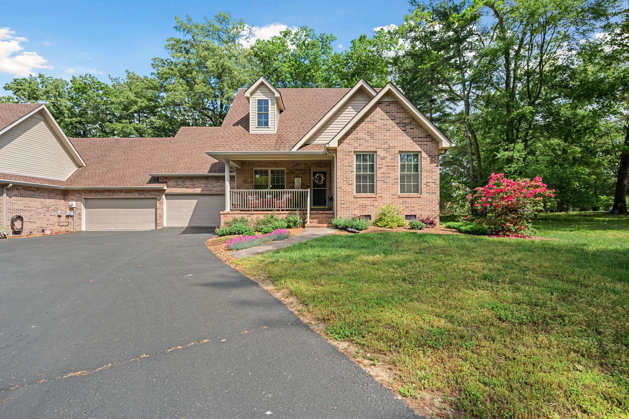 806 Forrest Drive Tullahoma TN 37388