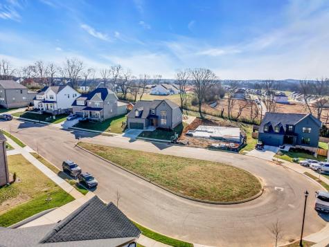 207 Phillips Bend Spring Hill TN 37174
