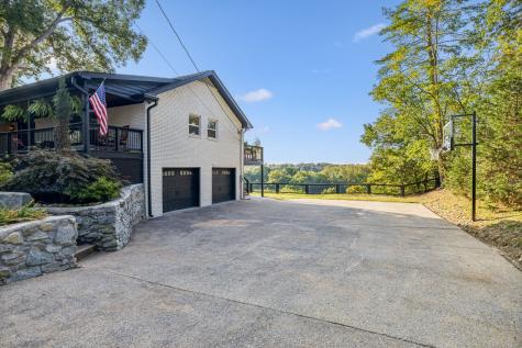 100 Randall Drive Kingston Springs TN 37082