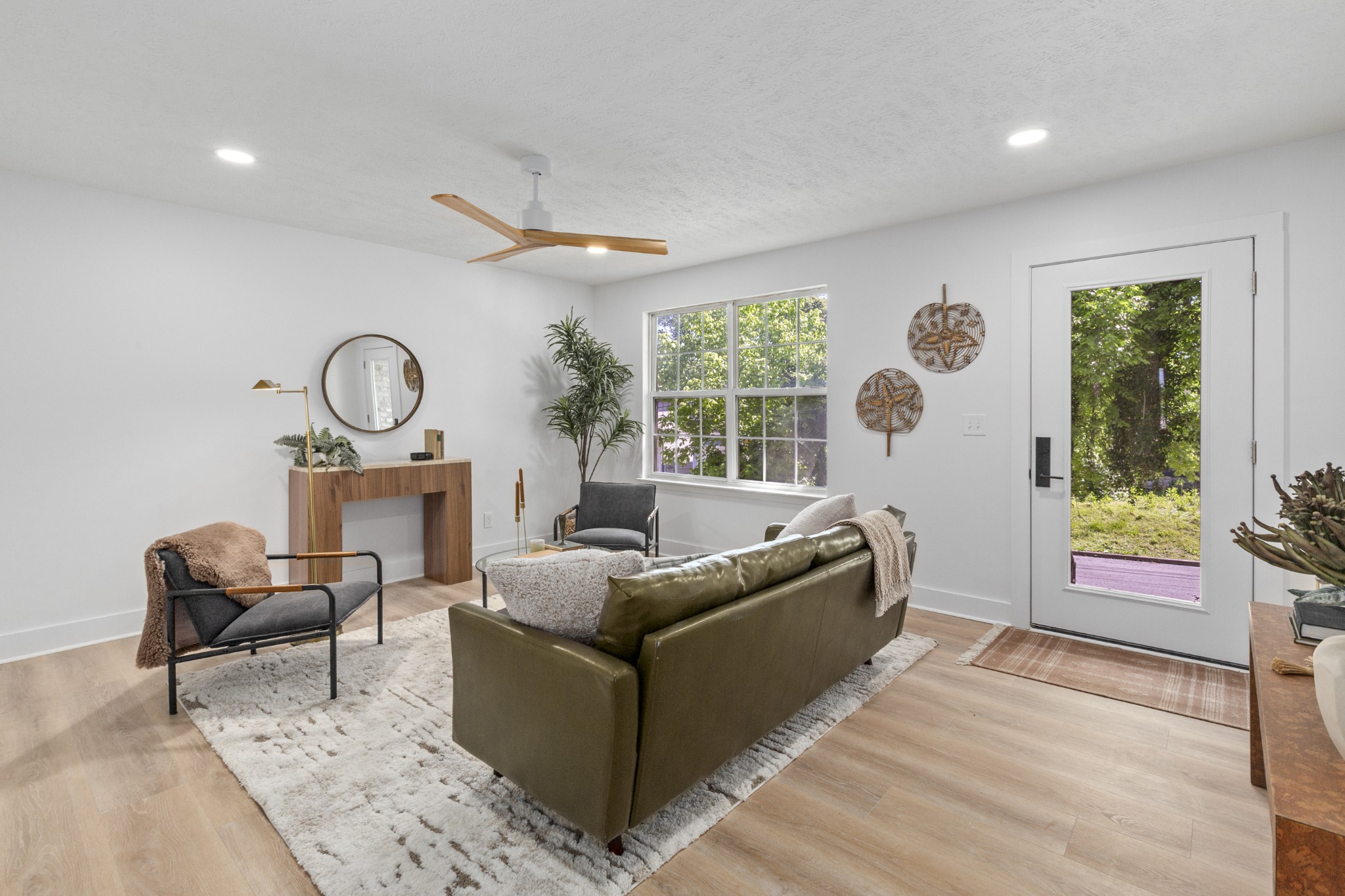 2111 A 14th Ave, N Nashville TN 37208