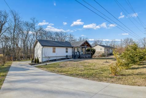 265 N Wessington Place Hendersonville TN 37075