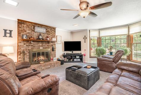 8049 New Chapel Road Springfield TN 37172