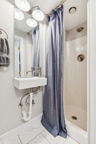 6521B Premier Drive Nashville TN 37209