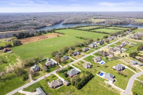 192 Bell Dr, W Winchester TN 37398