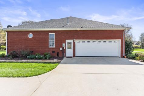 192 Bell Dr, W Winchester TN 37398