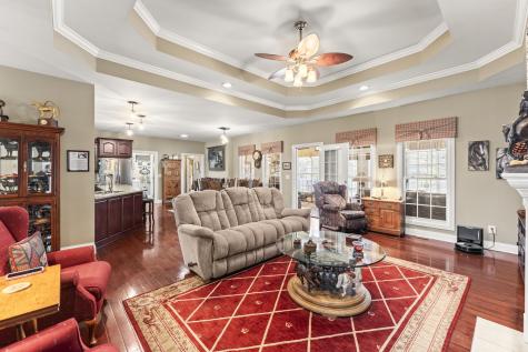 192 Bell Dr, W Winchester TN 37398