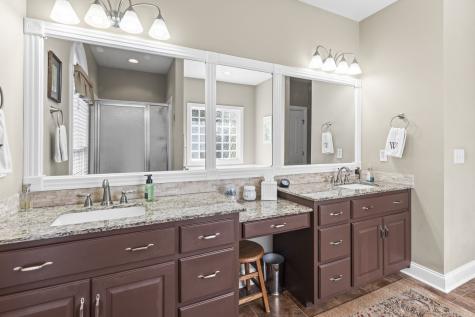 192 Bell Dr, W Winchester TN 37398