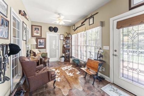 192 Bell Dr, W Winchester TN 37398