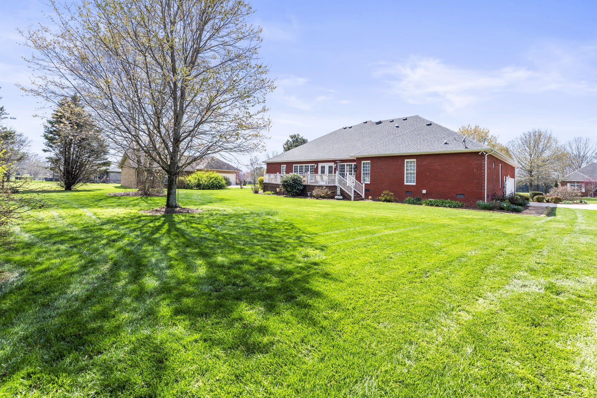 192 Bell Dr, W Winchester TN 37398